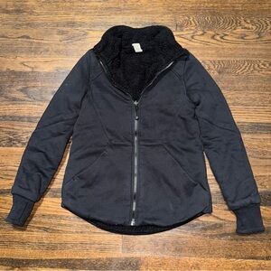 Ivivva Kids Sportswear Black Fleece Zip Jacket soft Sherpa lining size 12